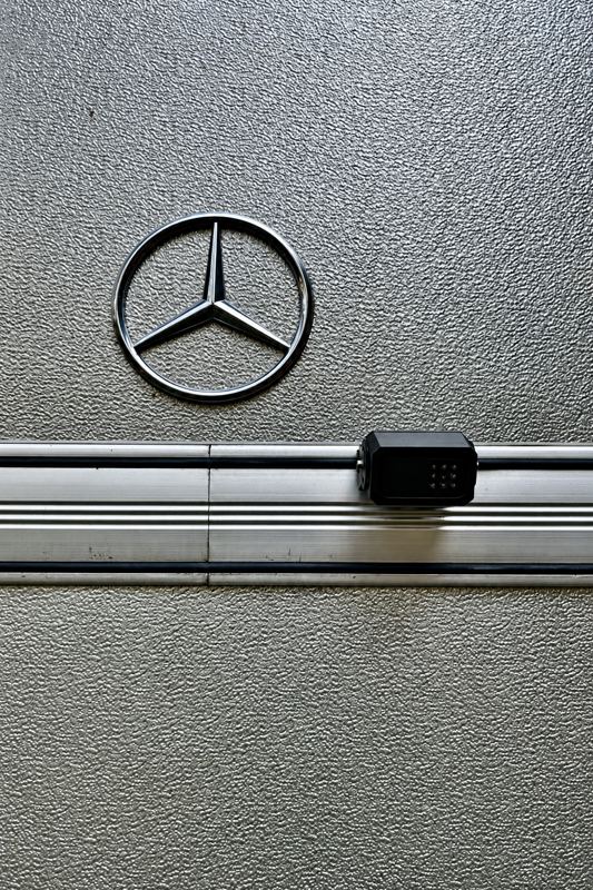 Zbliżenie na gwiazdę Mercedesa